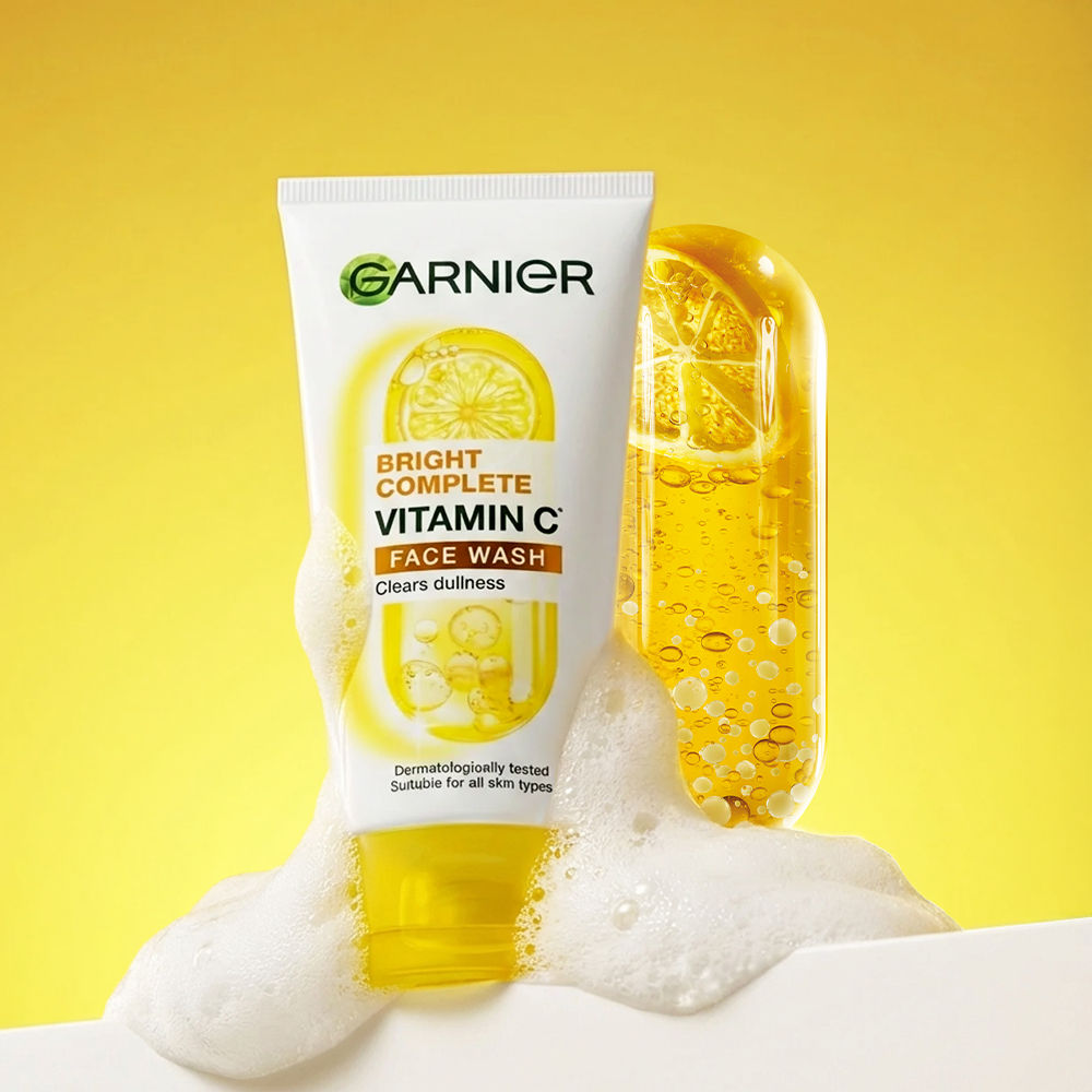 Vitamin C Face Wash for Brighter Skin Cleanses Skin & Removes Impurities