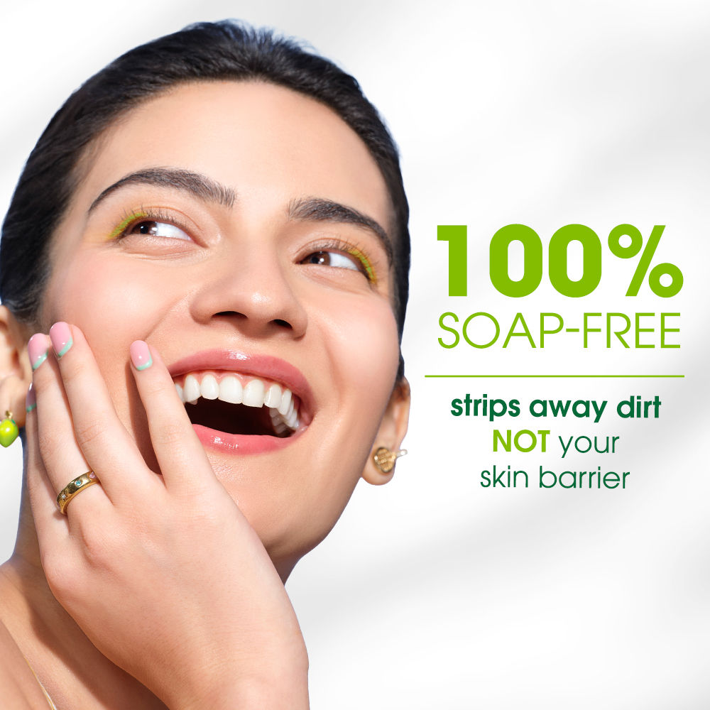 Kind To Skin Moisturising Facial Wash, Reduces Dryness with Panthenol for Dry Skin