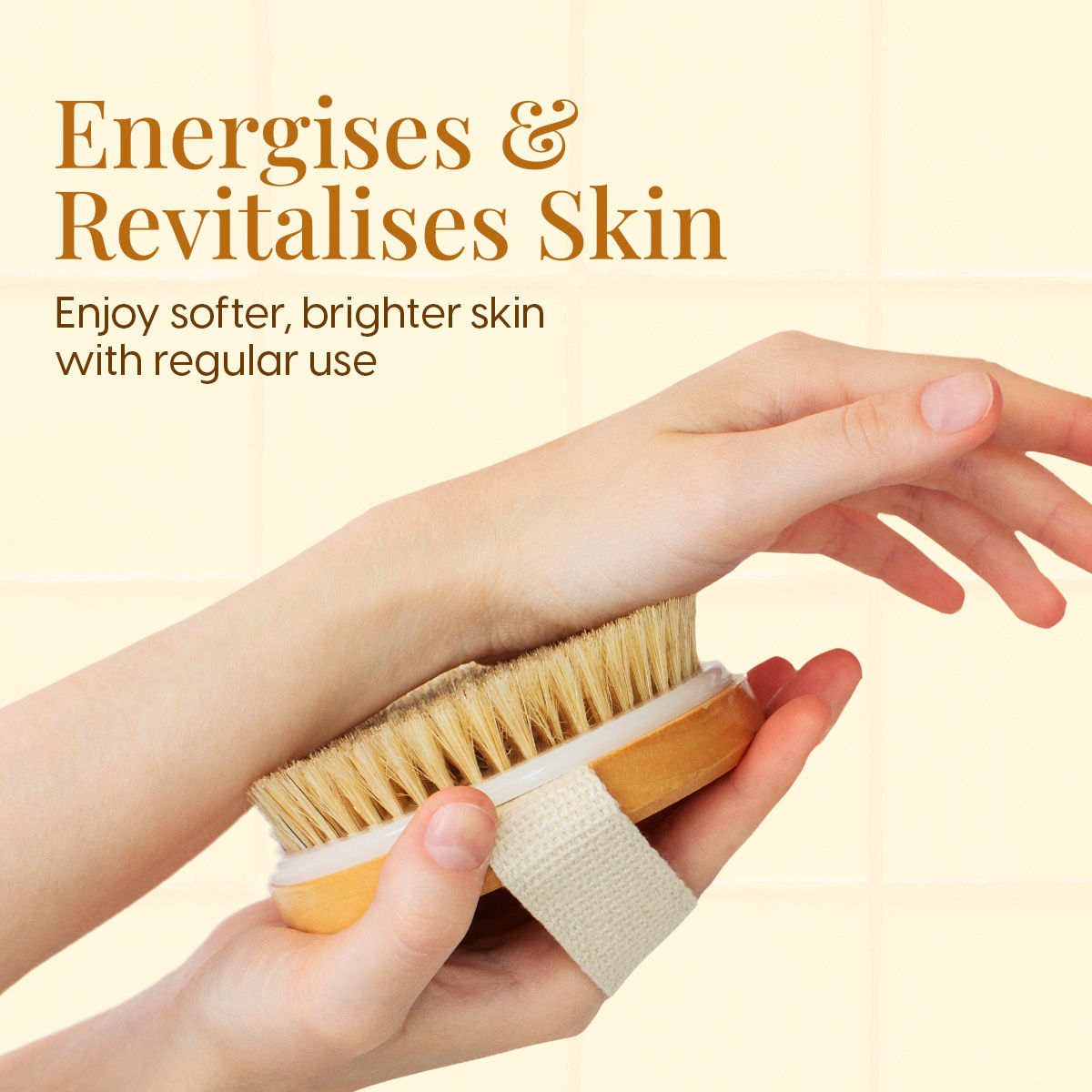 Exfoliating Oval Dry Bath Brush Natural Wooden Body Scrubber for Lymphatic Drainage, Cellulite