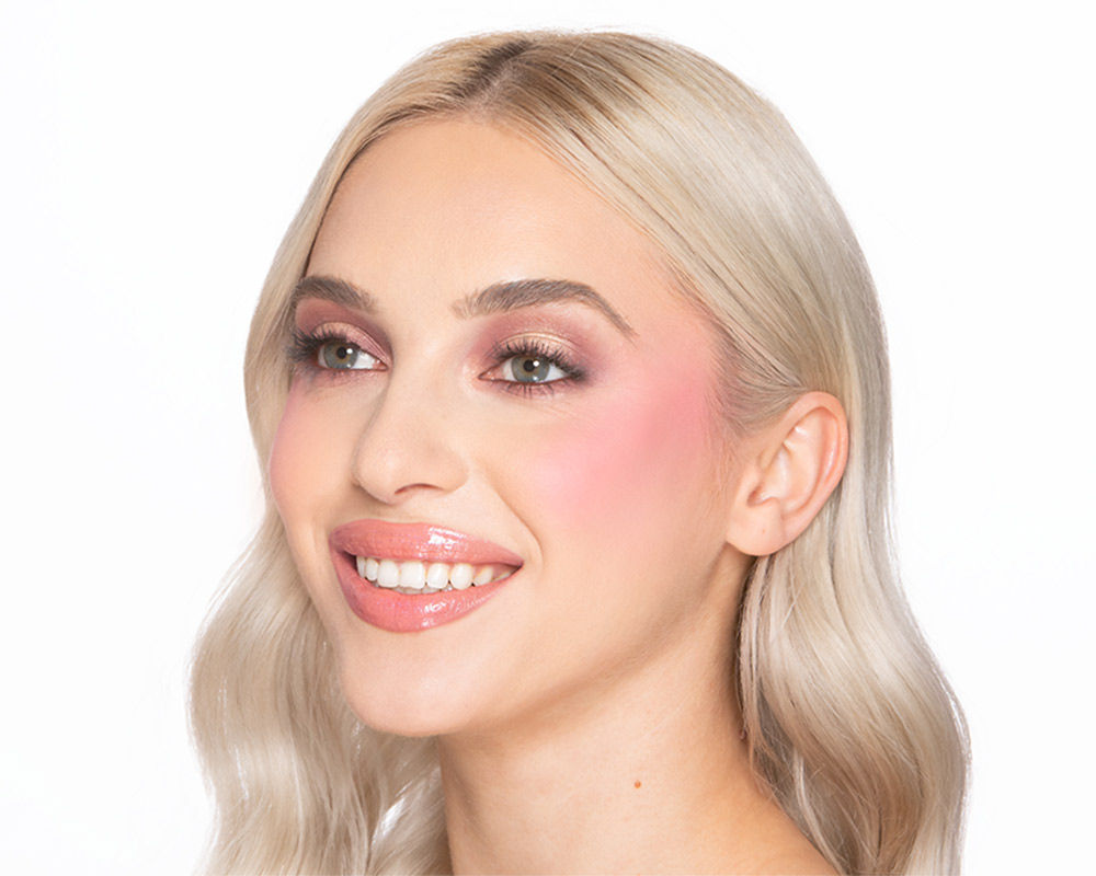 Cloud Crush Blurring Blush