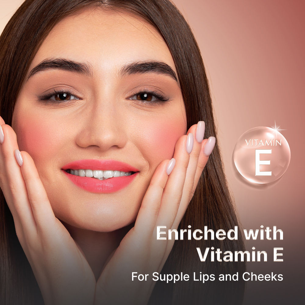 Select Lip And Cheek Cushion Mousse With Vitamin E