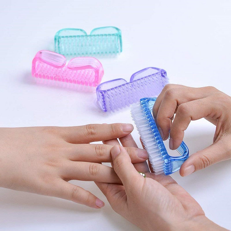 Handle Grip Nail Brush Fingernail Pedicure Scrub Foot Brush Color May Vary