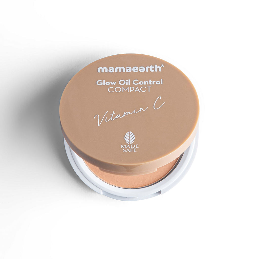 Glow Oil Control Compact SPF 30 With Vitamin C & Turmeric - Ivory Glow