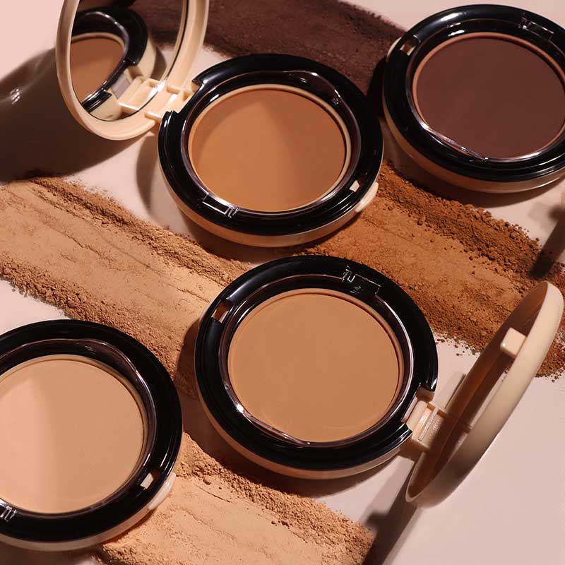 Complete Wear Compact Powder