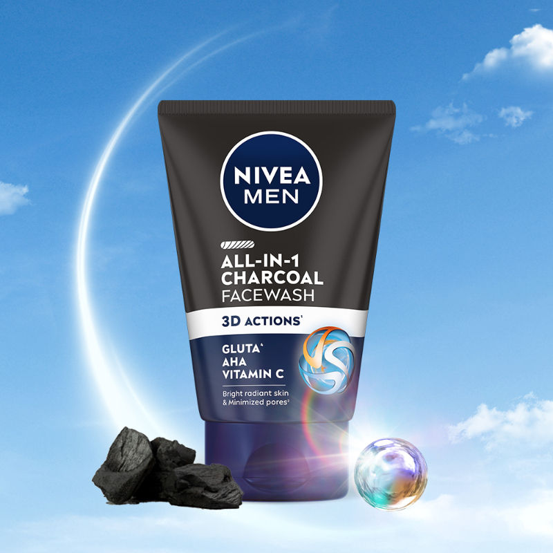 MEN Face Wash, All in 1 Charcoal, to Detoxify & Refresh Skin with 10x Vitamin C Effect