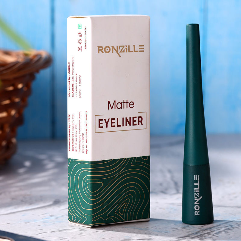 Smudgeproof And Waterproof Liquid Matte Eyeliner