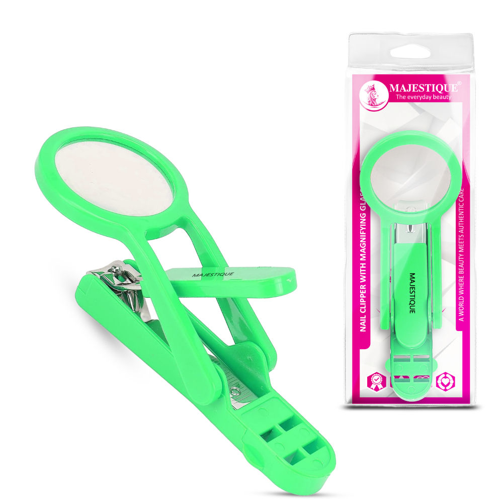 Nail Clipper With Magnifying Glass - Color May Vary