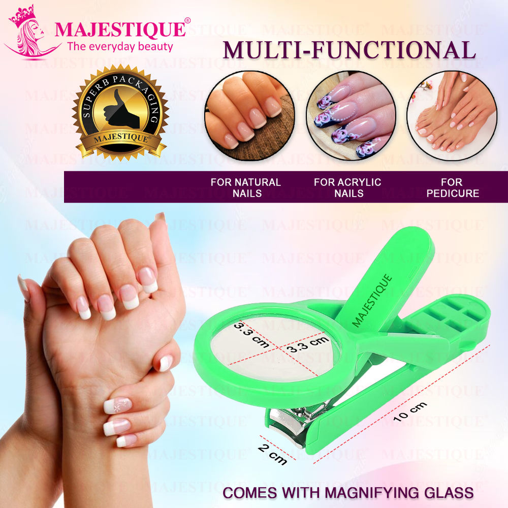 Nail Clipper With Magnifying Glass - Color May Vary
