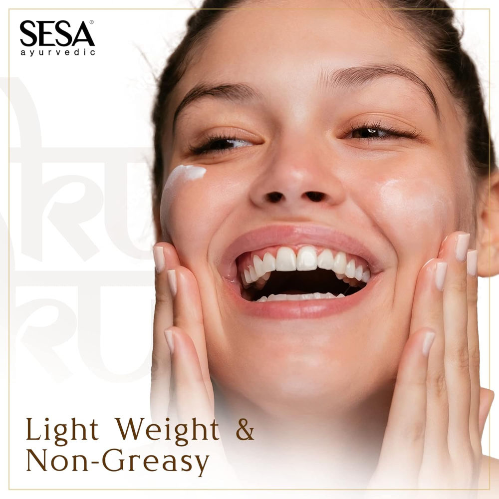 8% Kumkumadi Kesar Day Cream 50g SPF 20 & PA++ Skin Brightening Face Moisturizer Face Cream