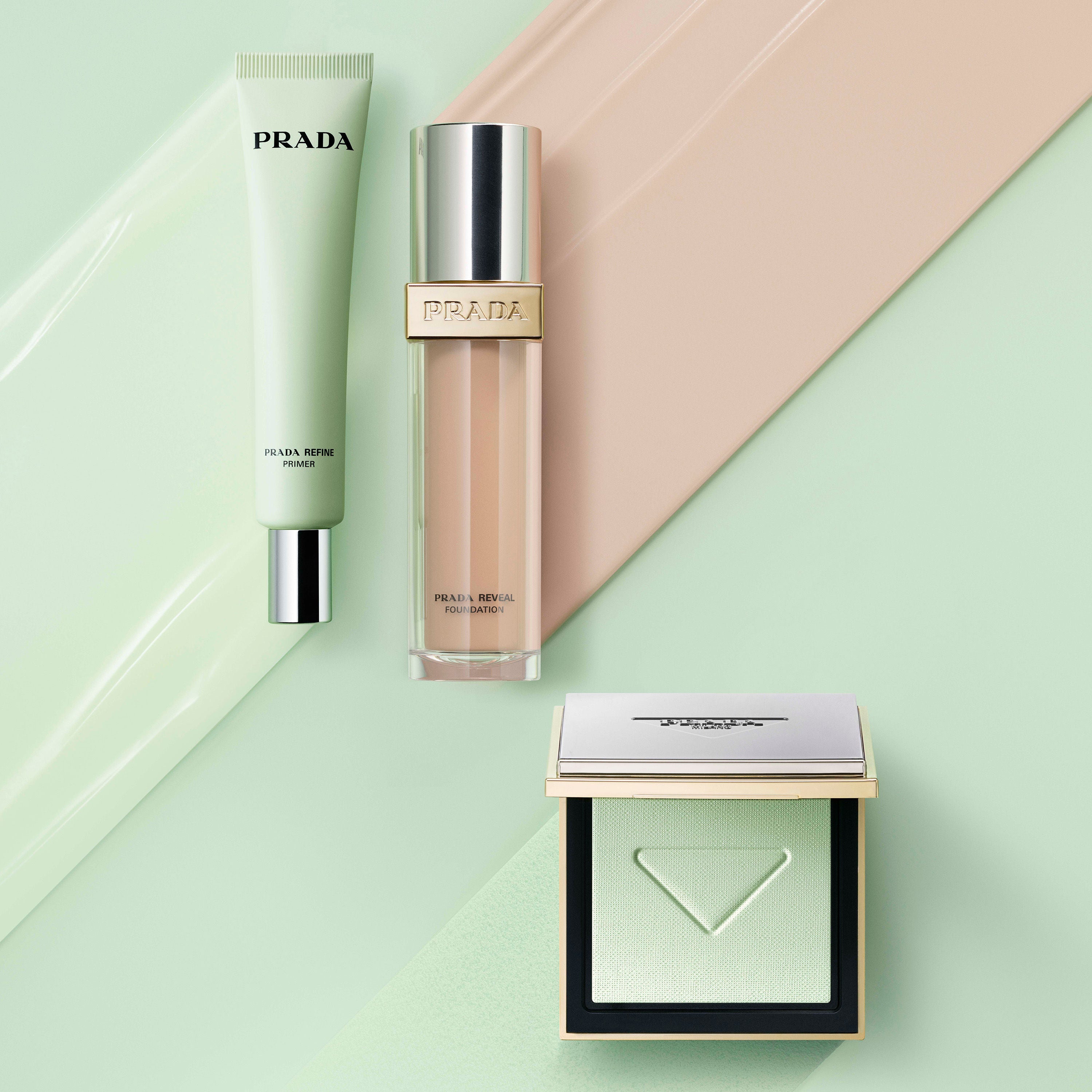 Refine Blurring Extending Primer - Pore-blurring Primer with a Soft Matte Finish
