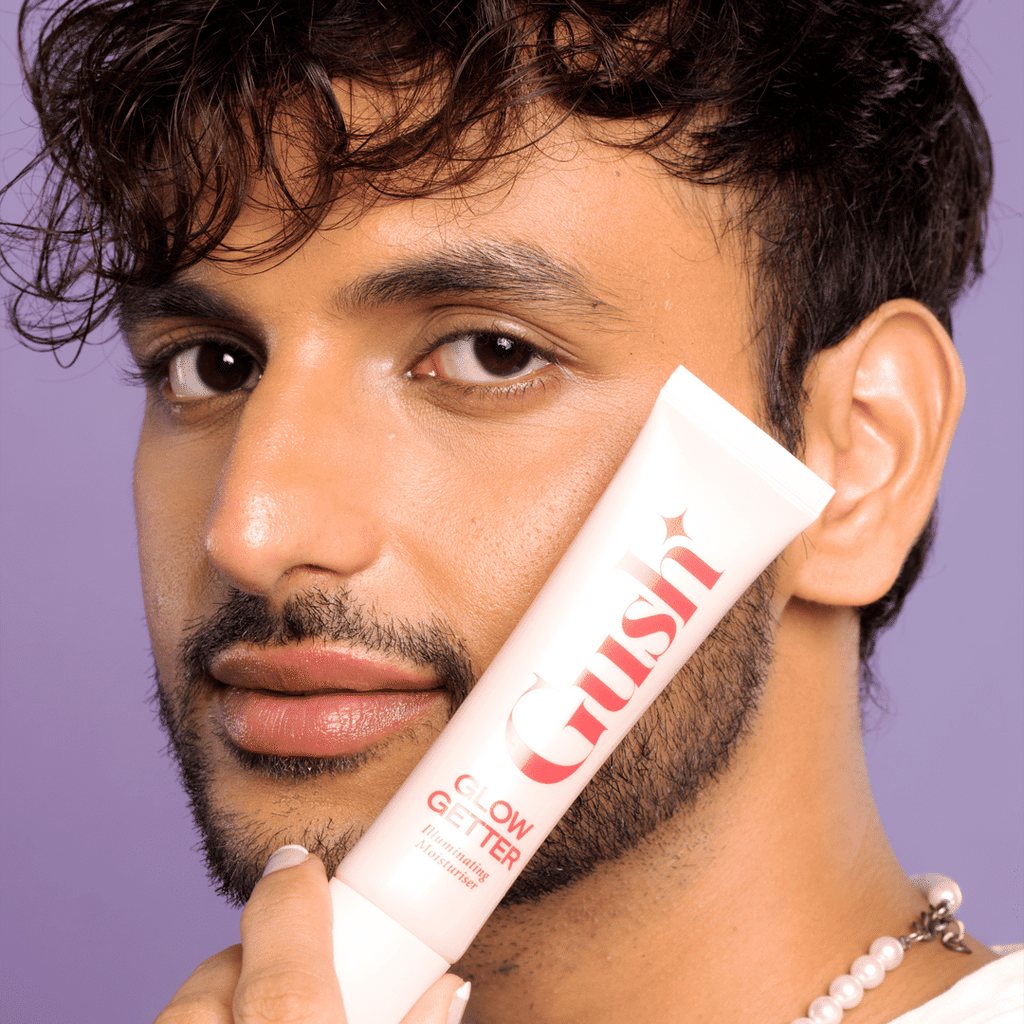 3 In 1 Illuminating Moisturizer + Primer + Strobe Cream