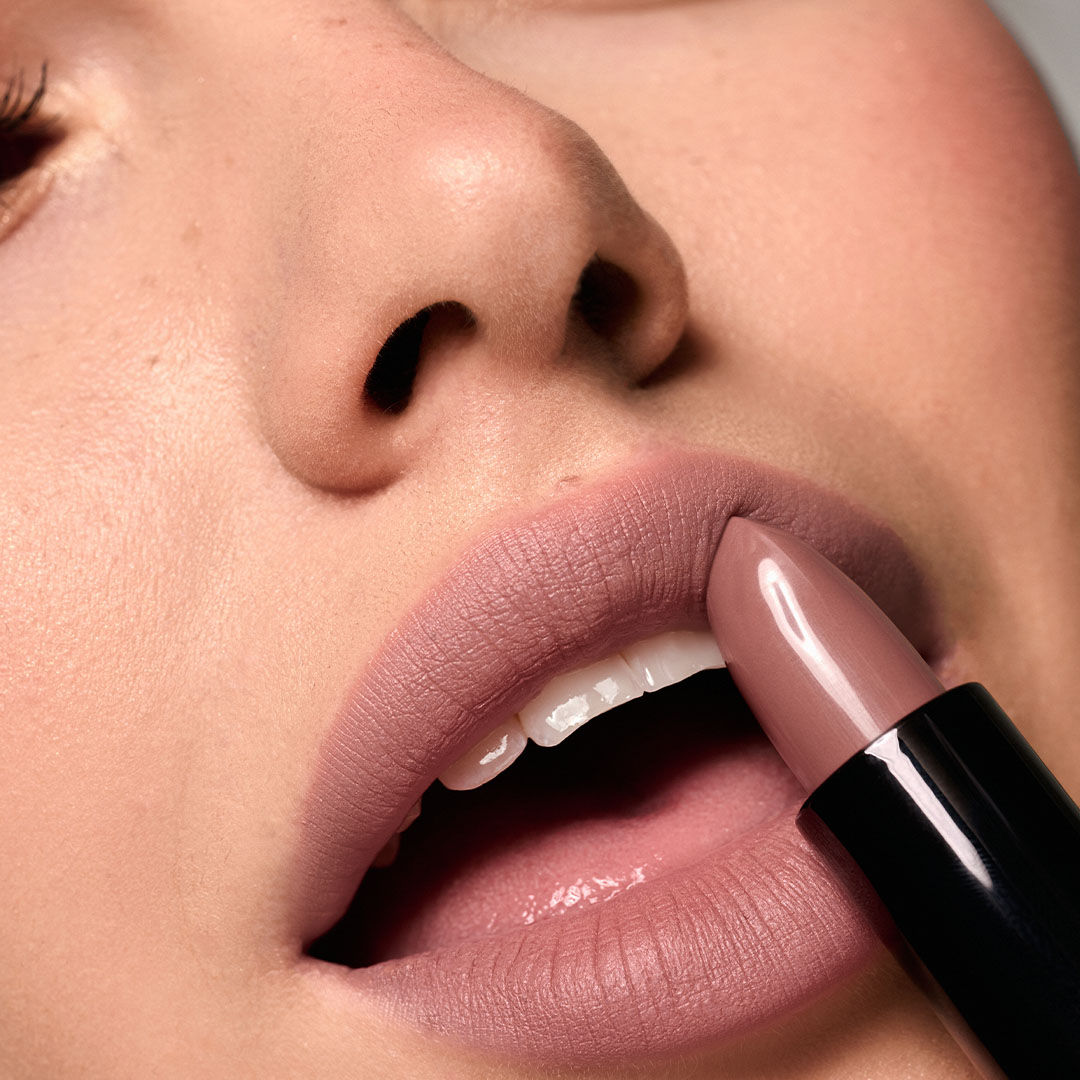 Powder Drop Matte Lipstick