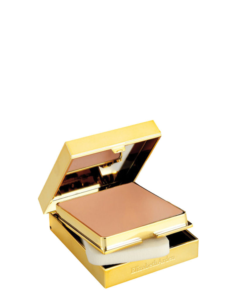 Flawless Finish Sponge-On Cream Makeup