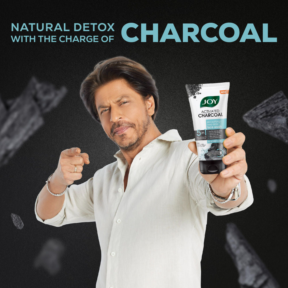 Activated Charcoal Face Wash For Oily Skin To Controls Oil & Removes Dirt & Blackheads