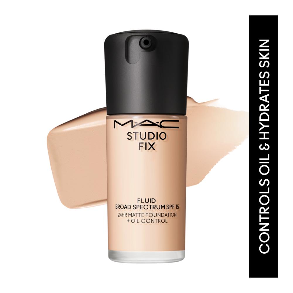 Studio Fix Fluid SPF 15 Soft Matte Foundation With Hyaluronic Acid - NC 12