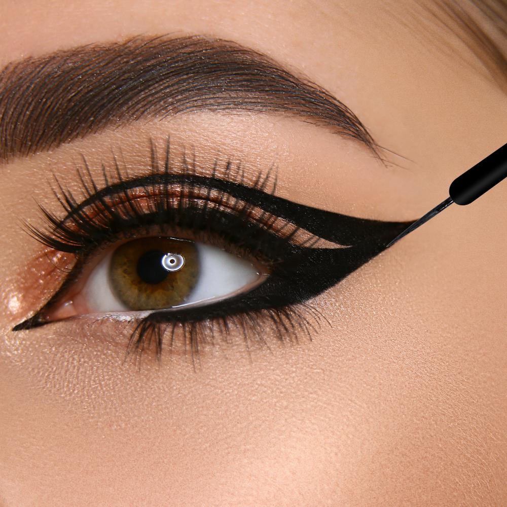 Onyx Matte Waterproof Eyeliner - Black