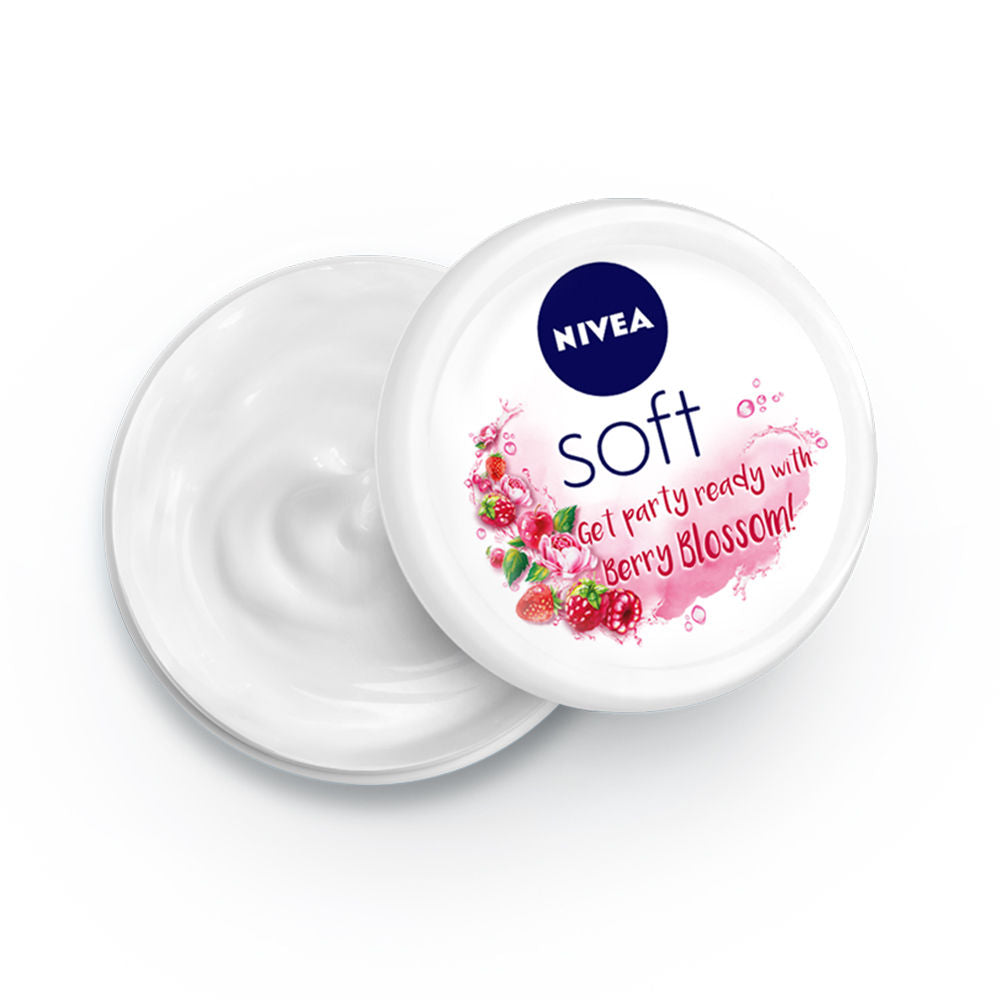 Soft Light Moisturizing Cream Berry Blossom Fragrance With Vitamin E & Jojoba Oil