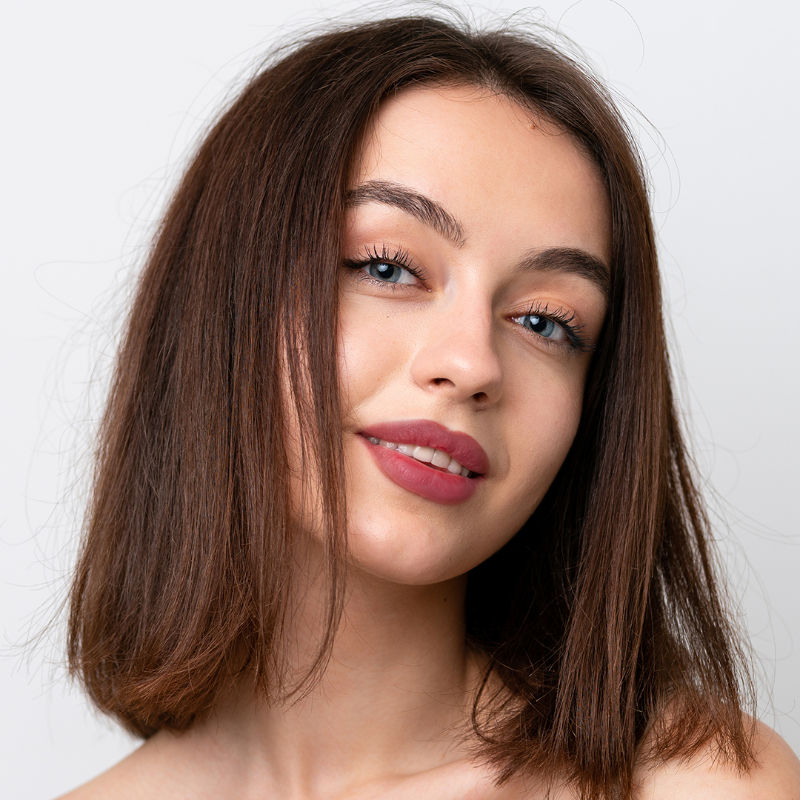 Sheer-Matte Lipstick