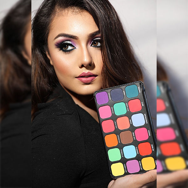 18 Colour Paint Eyeshadow Palette