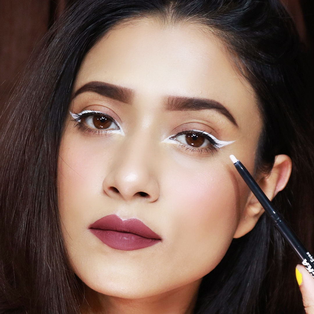 Breathtaking Eye Kajal Waterproof Smudgeproof Long Lasting Rich Pigment