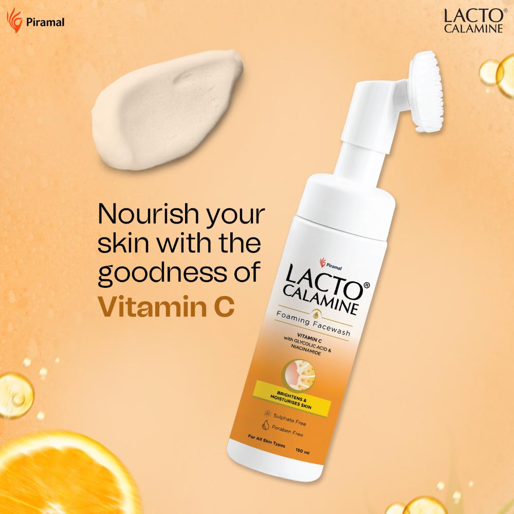 Vitamin C Foaming Face Wash + Niacinamide, Glycolic Acid For Skin Brightening