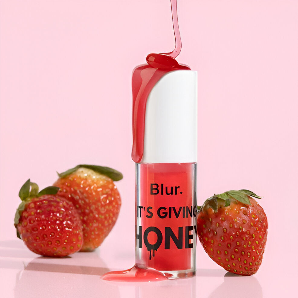 It's Giving Honey Lip Oil