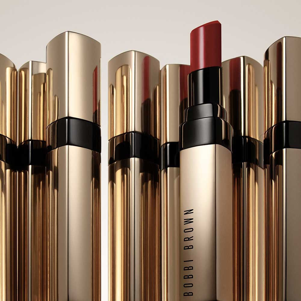 Luxe Shine Intense lipstick