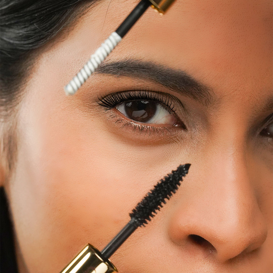 True And False Mascara - Dual- Sided, Lash Enhancing Primer + Mascara