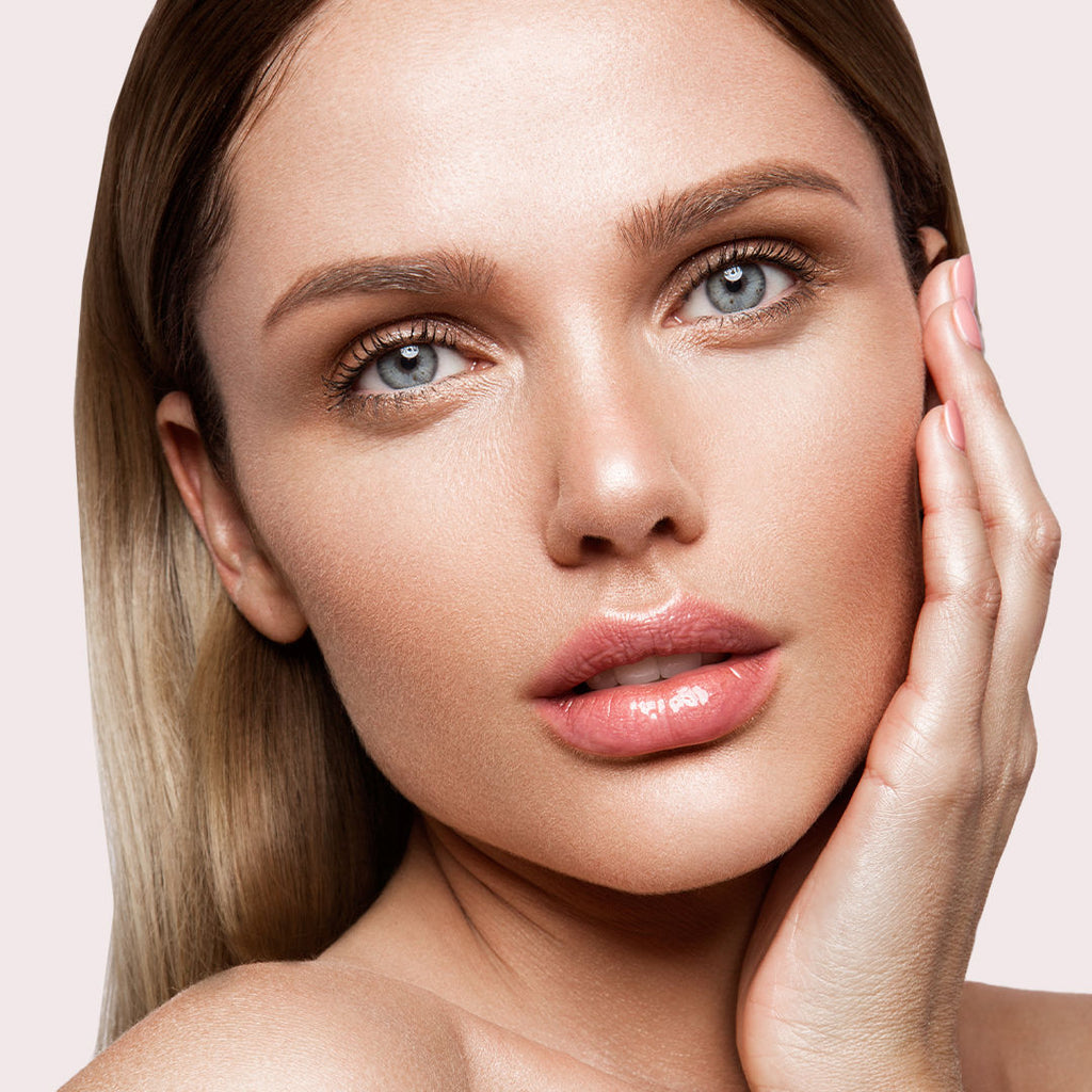 Shimmer Bomb Lipgloss-Infused With Vitamin E For Extra Nourishment - Beam Pearl