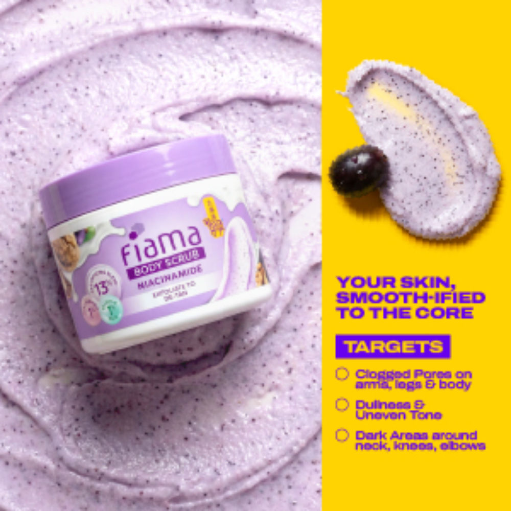 De Tan Body Scrub With 1% Niacinamide