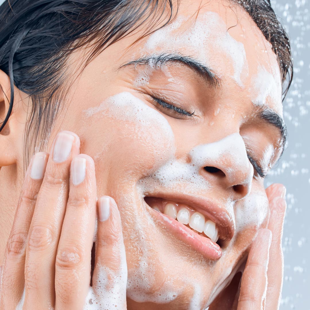Moringa Vitamin C Foaming Face Wash For Acne Prone Skin Gentle Cleansing, Combination Skin
