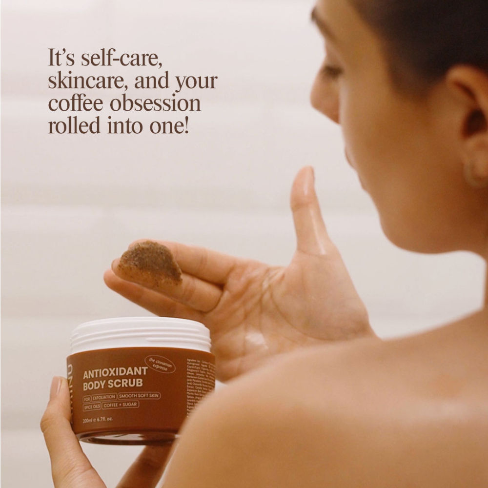 Antioxidant Body Scrub – Exfoliating & Hydrating Body Polish with Caffeine + Essential Oils