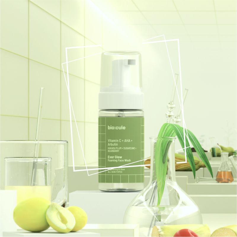 Ever Glow Vitamin C Foaming Face Wash With AHA & Arbutin For All Skin