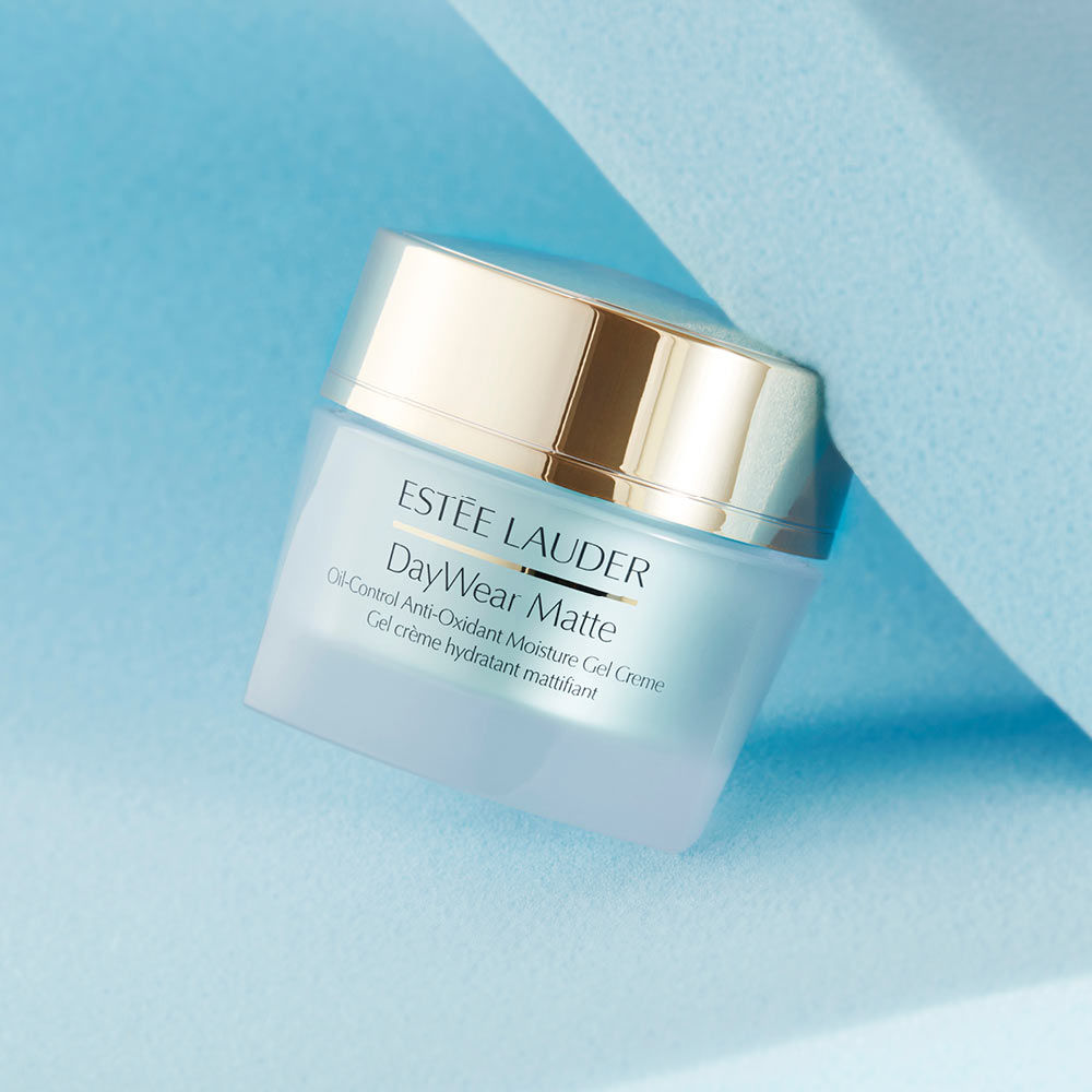 Daywear Matte Oil-Control Anti-Oxidant Moisture Gel Creme